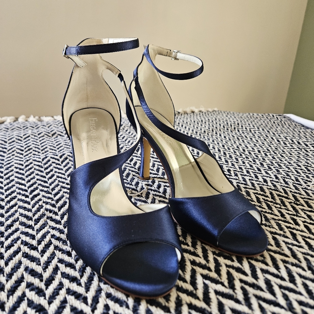 EUC Elegant Park Royal Blue Satin Heels For Wedding/Prom/Formal: Women's Size 9